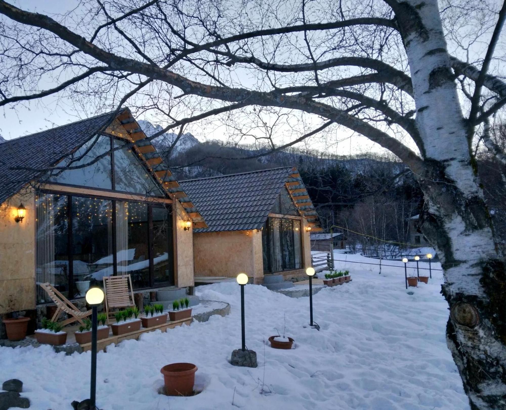 Kazbegi Cottages Qabarjina Esterno foto